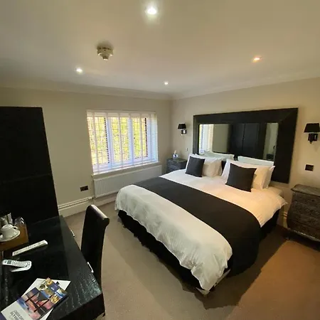 Hotel Dalston Hall 4*