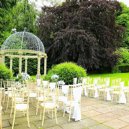 Dalston Hall ホテル