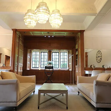 Dalston Hall ホテル カーライル