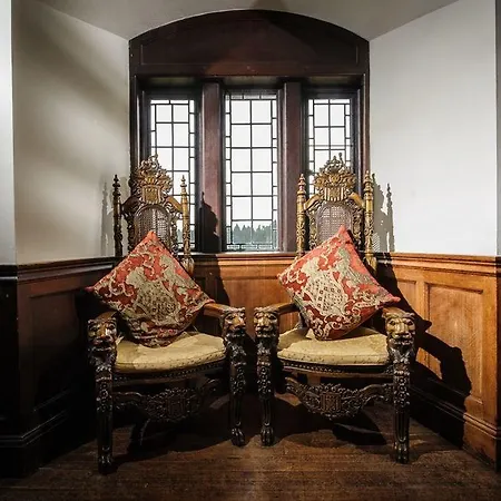 Dalston Hall Карлайл