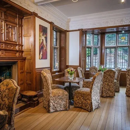 Отель Dalston Hall