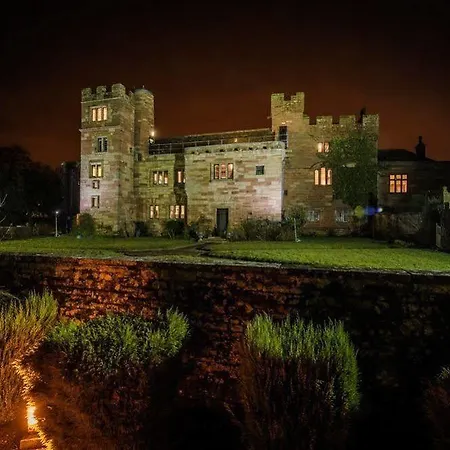 Dalston Hall 4*